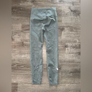 Vuori Sage Green Leggings